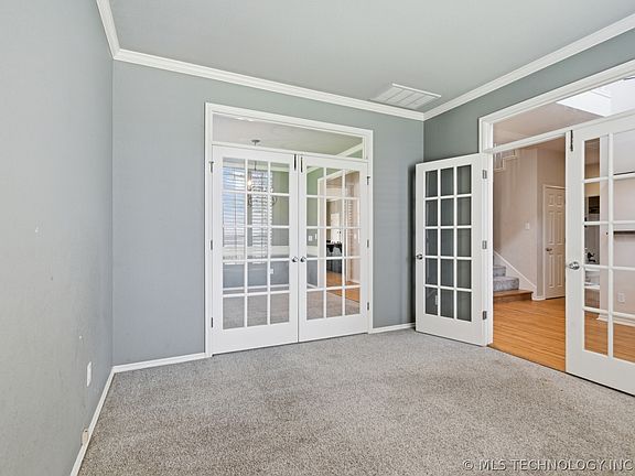 4th image of 8703 E 95th Pl