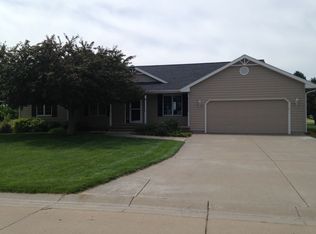 49 Park View Rd, Hesston, KS 67062
