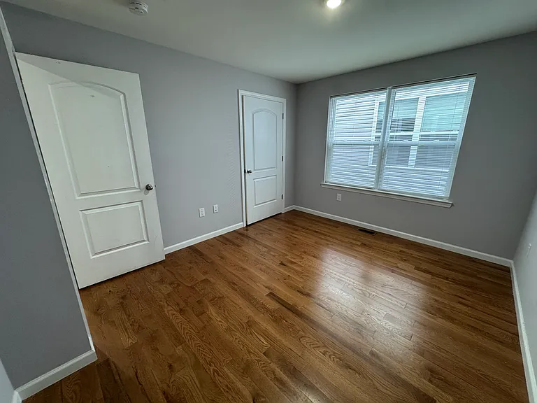 301 N 13th St #1 — Photo 17