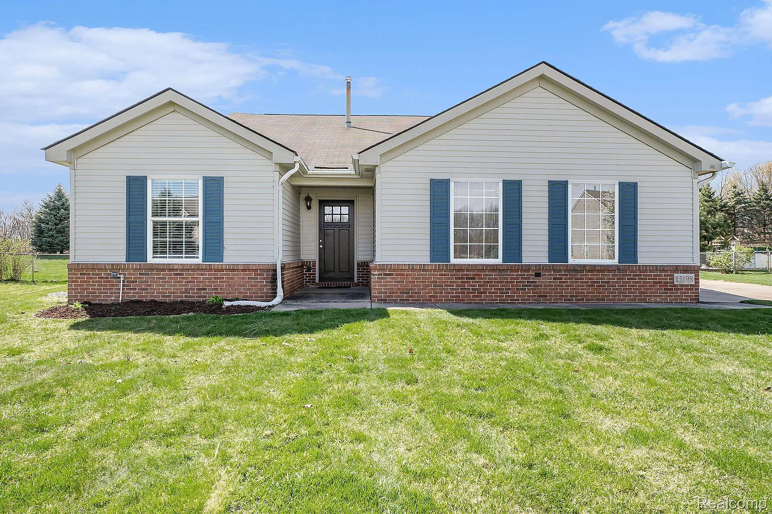 15198 Orchard Trl photo 1