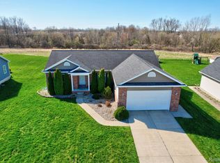 5598 Chatham Ln, Grand Blanc, MI