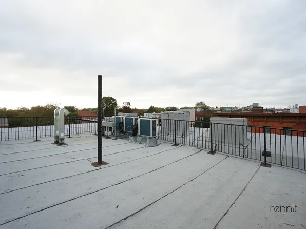 265 Malcolm X Boulevard image 25 of 27