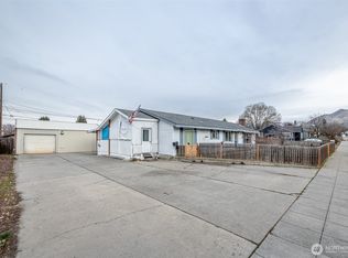 315 Fuller St, Wenatchee, WA 98801