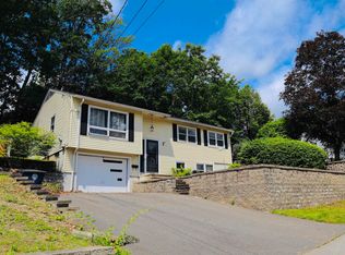 22 Stanford Rd, Nashua, NH 03064