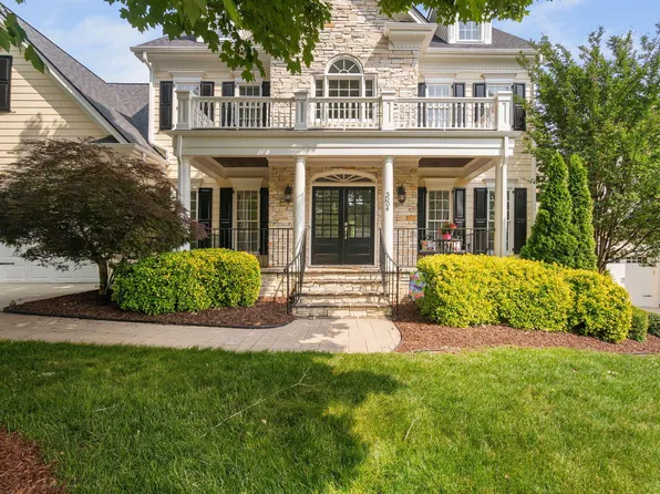 3004 Montville Valley Ct, Cary, NC 27519