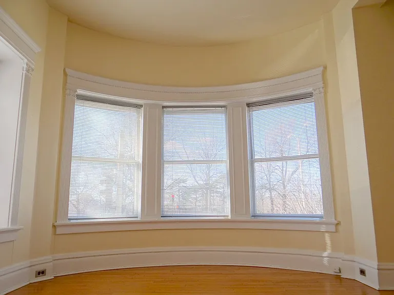 4 N Kingshighway Blvd #3D — Photo 2