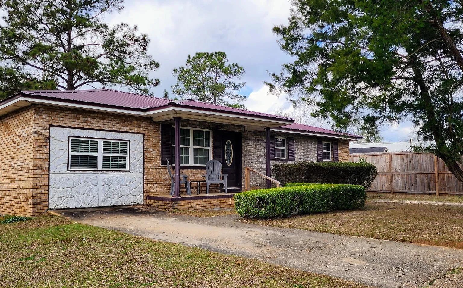 1048 Patterson Cir — Photo 1