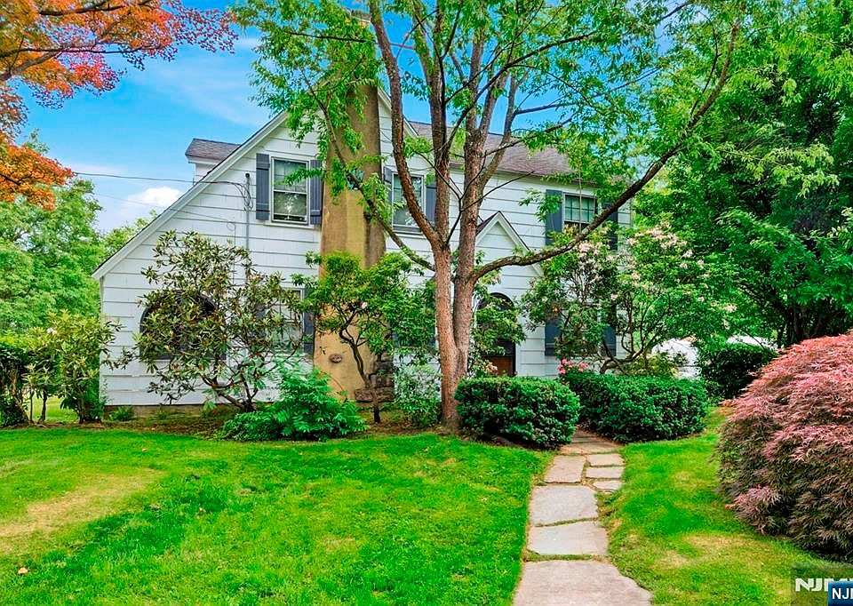 1st image of 128 Meisel Ave #2017