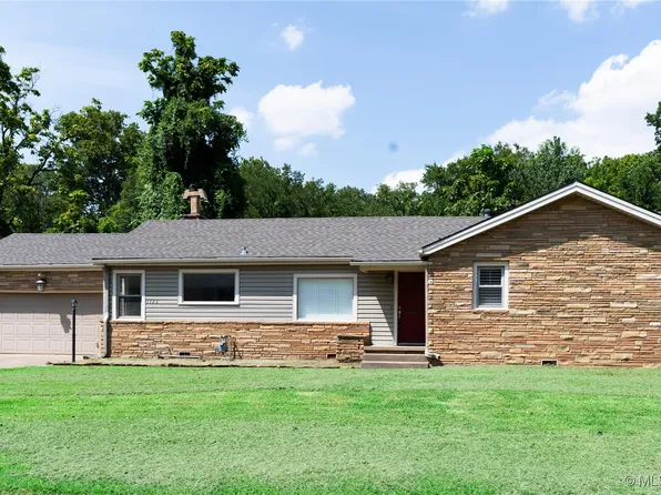 1323 E 32nd Pl, Tulsa, OK 74105