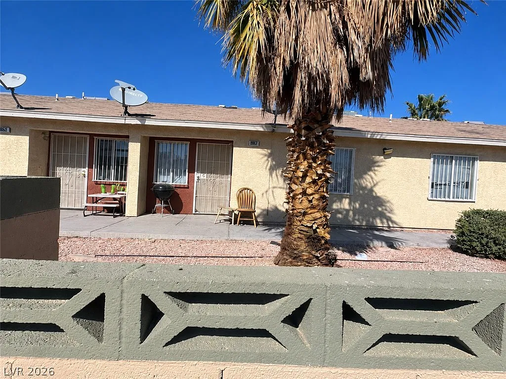 2 bed, 2.0 bath, 798 sqft, $1,250 — Photo 3