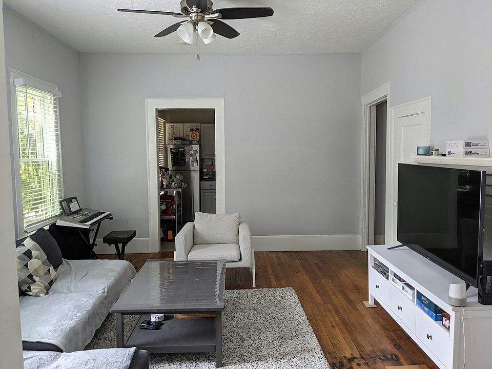Living Room 1c