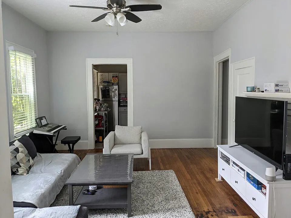 Living Room 1c
