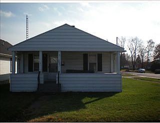 1st image of 2001 Lincolnway W