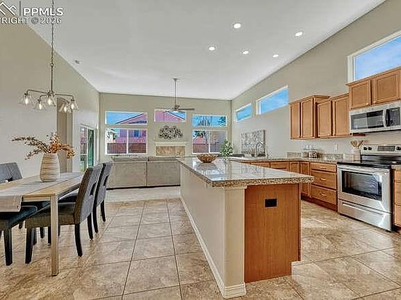 3rd image of 13820 Paradise Villas Grv