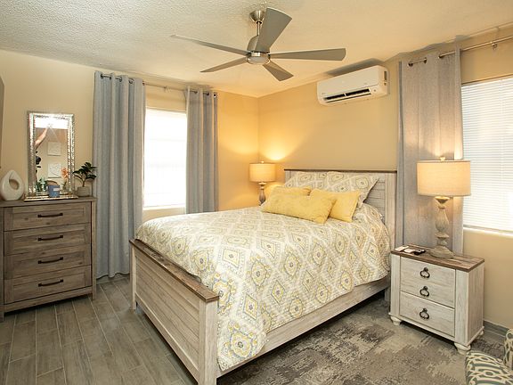 4th image of 348 W 10th St #2