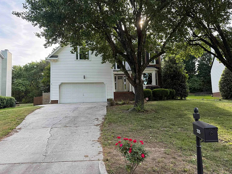205 Halpen Dr — Photo 1