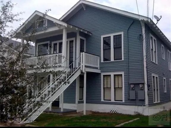 2nd image of 816 10th St