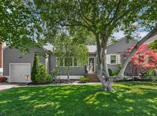435 Myrtle Ave, Roselle Park, NJ 07204