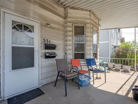 3rd image of 331 Pine St