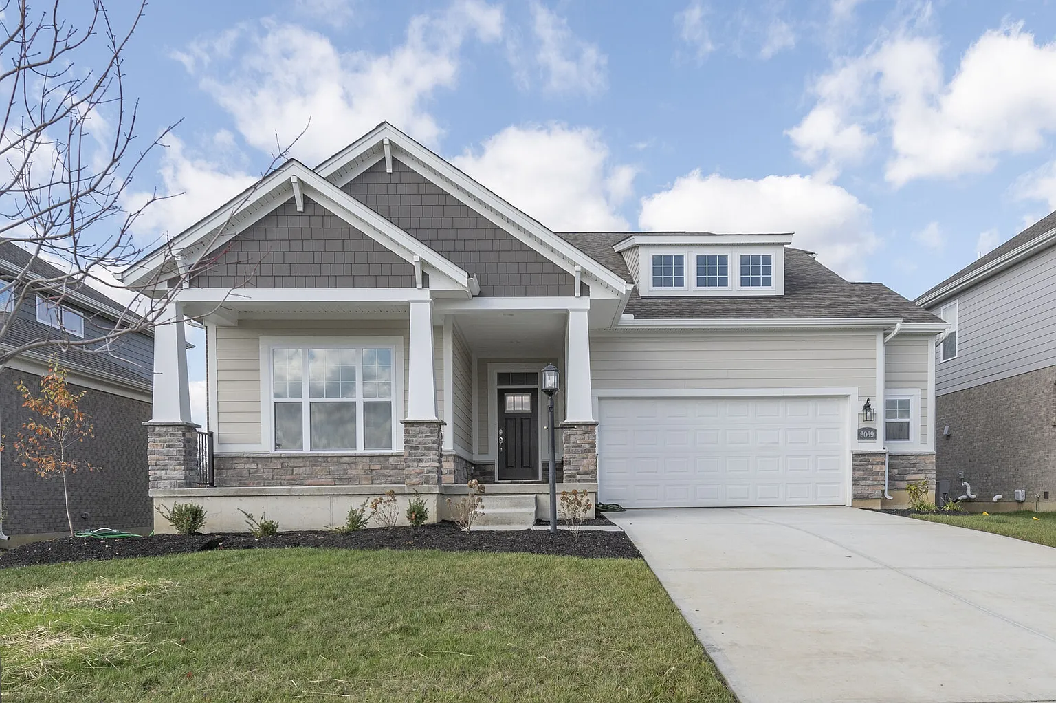 6069 Pepperwell Cir photo 1