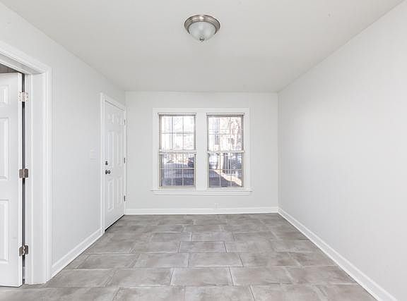2nd image of 3721 W Palmer St #1