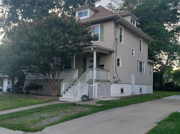 41 W Clinton Ave, Oaklyn, NJ 08107
