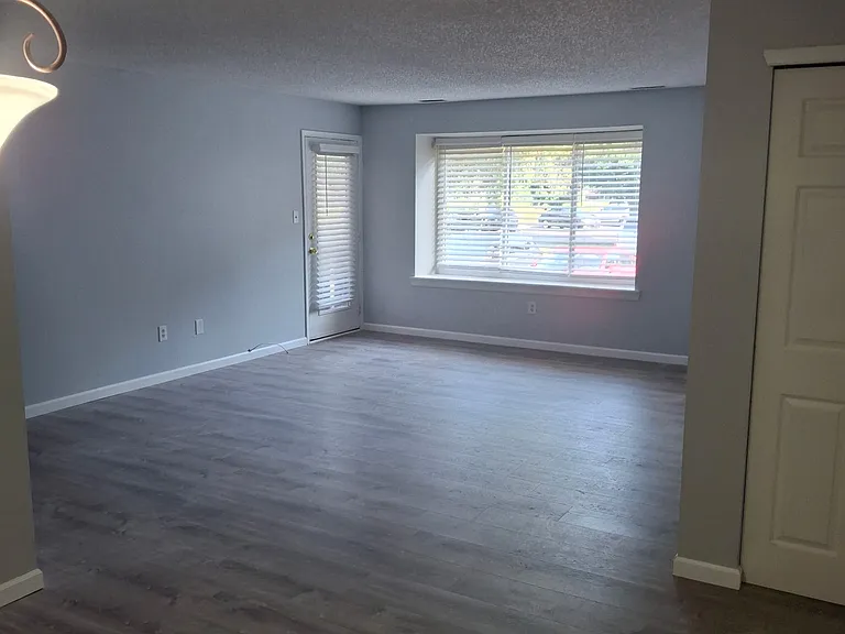 4206A Aberdeen Dr — Photo 6