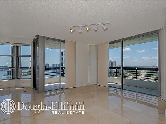 3rd image of 3500 Mystic Pointe Dr APT 2301