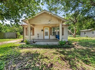 115 Woodland Ave, Corsicana, TX 75110