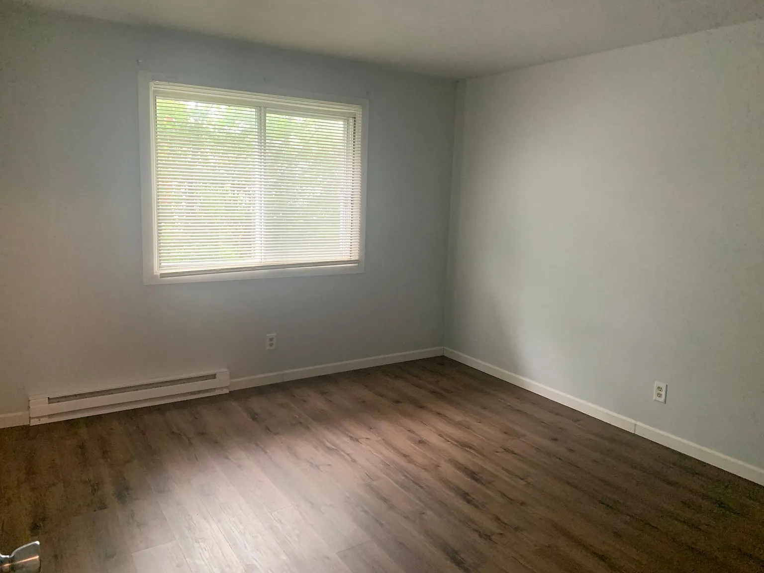 4415 Kennedy Dr — Photo 4