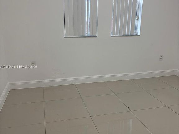 5th image of 11060 SW 196th St APT 108