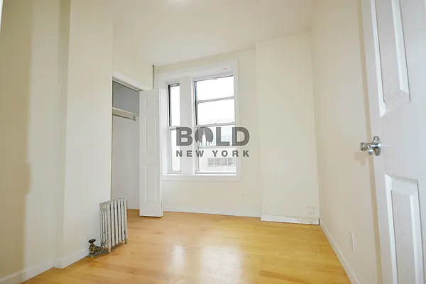 Rented by Bold New York | media 25