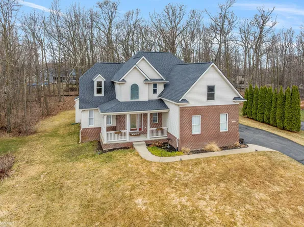 13060 Alyssa Ct, Linden, MI 48451