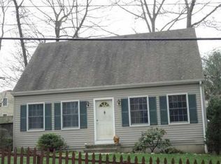 83 Bayview Rd, Niantic, CT 06357