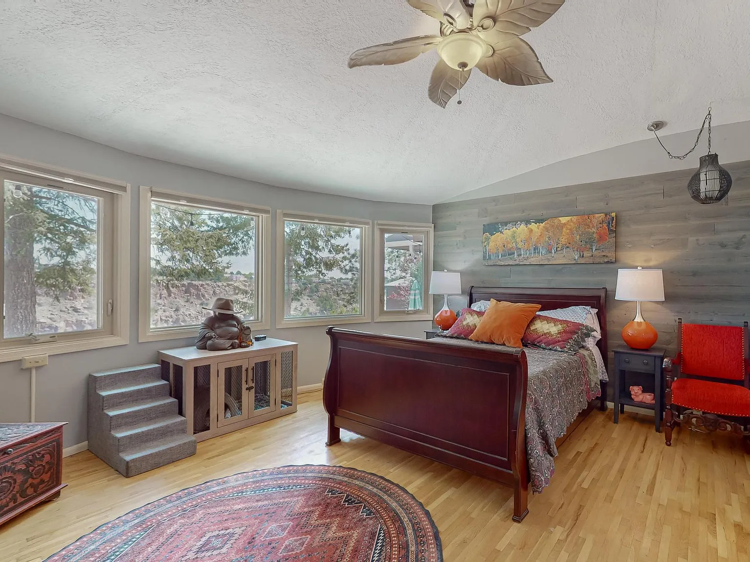 3 bed, 2.5 bath, 2650 sqft, $4,200 — Photo 4