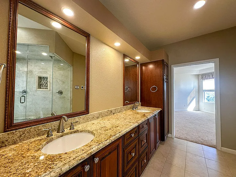 7856 Stonedale Dr — Photo 41