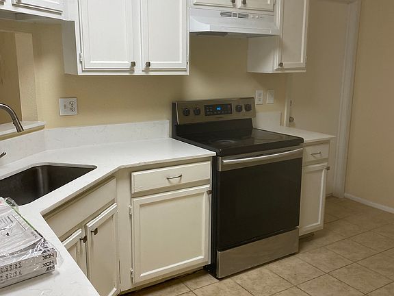 4th image of 4150 Sunrise Creek Dr
