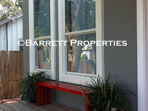 patio with custom bench