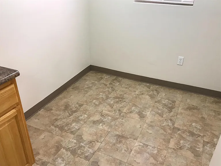 6816 Dicks Ave — Photo 7
