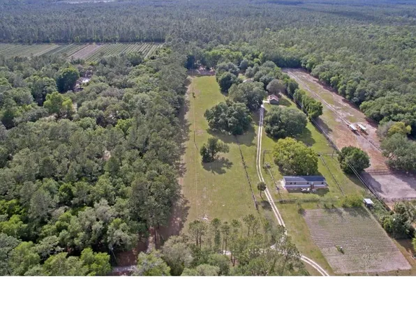 400 NE 120th Ter, Silver Springs, FL 34488