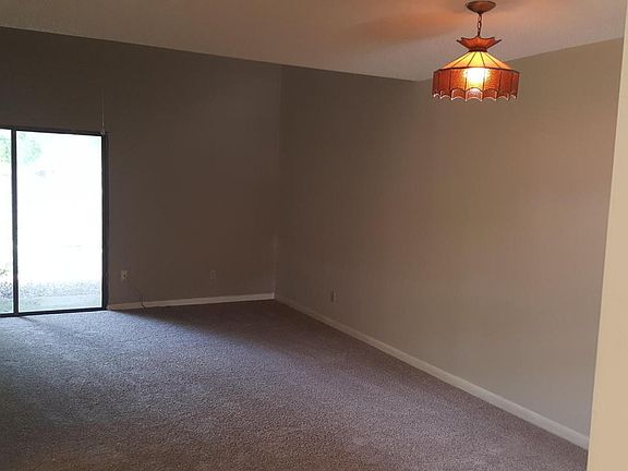 4th image of 8449 Windypine Ln