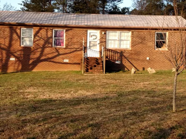 25 Overlook Pl, Estill Springs, TN 37330