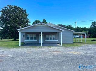 8324 Union Grove Rd, Union Grove, AL 35175