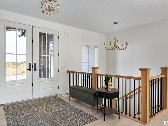 3rd image of 6786 Saint Marie Ct