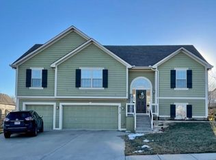 9712 N Donnelly Ave, Kansas City, MO 64157