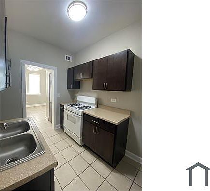 2nd image of 3146 W Franklin Blvd Floor 1
