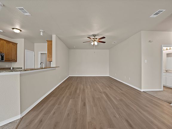 3rd image of 432 Lake Highland Dr