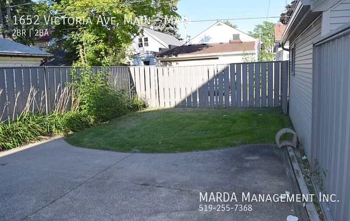 1652 Victoria Ave #MAIN — Photo 27