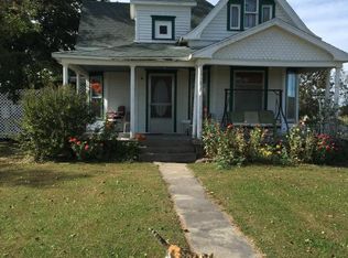 709 N Main St, Weaubleau, MO 65774