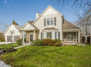 2 Tuniper Ln, Little Compton, RI 02837